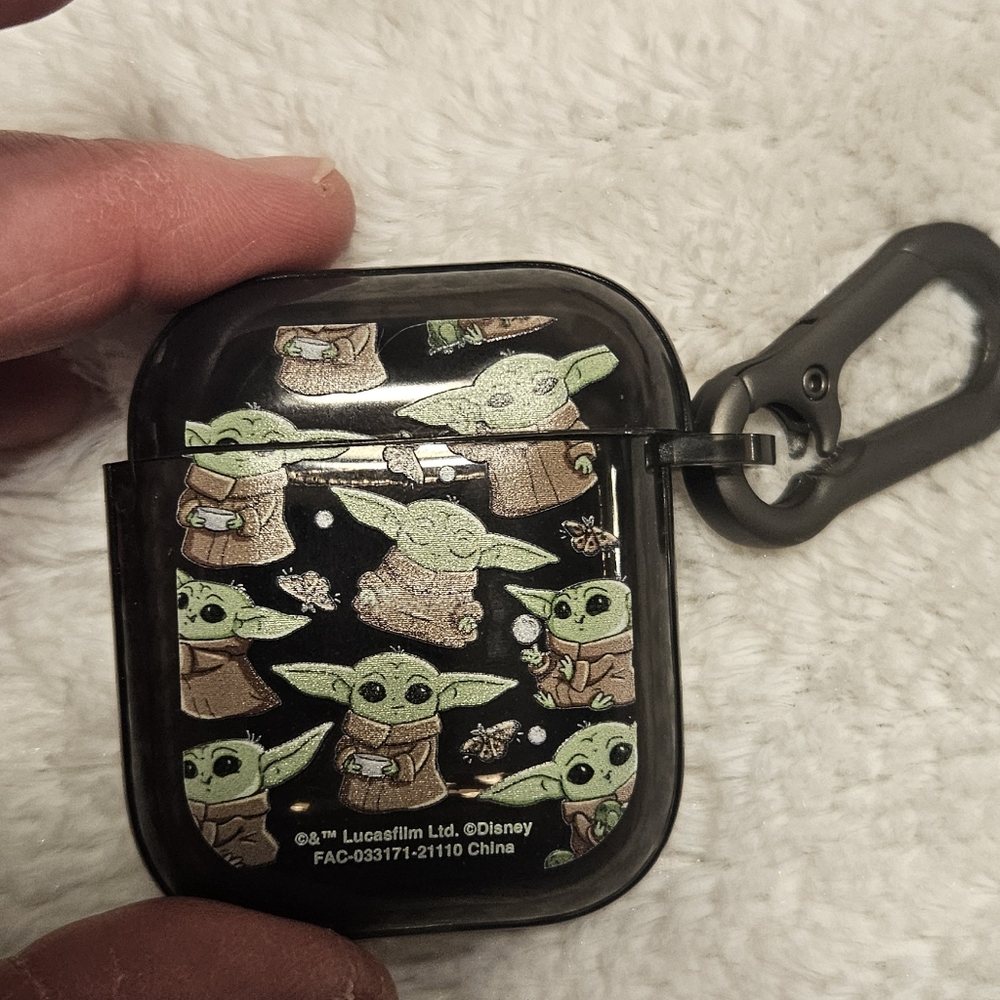 New Disney Parks Grogu wireless earphone case